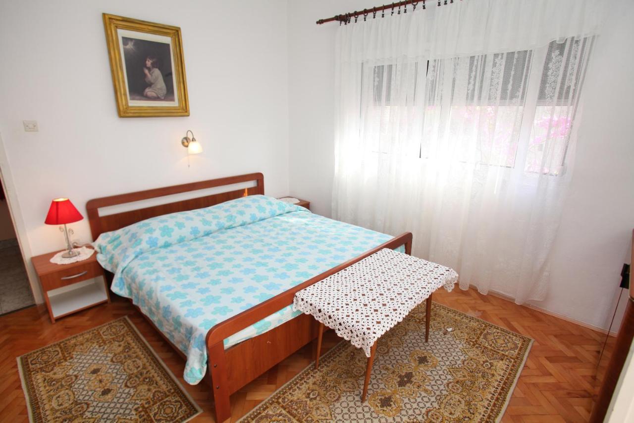 Apartments By The Sea Trogir - 15011 Exterior photo
